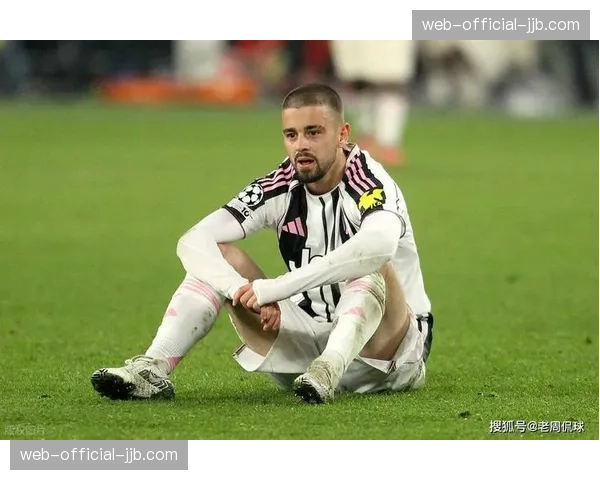 尤文图斯加时赛3-2胜加拉塔萨雷,总比分5-7悲壮出局 尤文图斯加时赛3-2胜加拉塔萨雷,总比分5-7悲壮出局