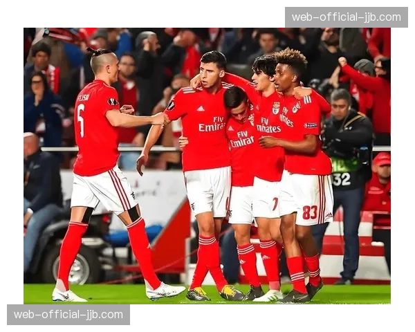 数据前瞻：马竞近10个欧冠主场保持不败，本菲卡客场战绩堪忧