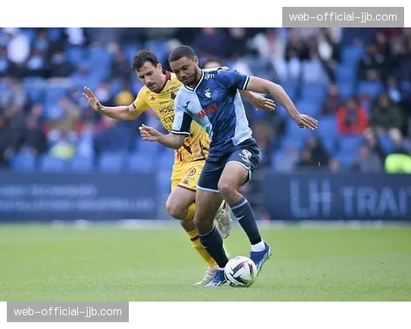 数据统计:斯特拉斯堡全场跑动距离创本赛季法甲新高 数据统计:斯特拉斯堡全场跑动距离创本赛季法甲新高