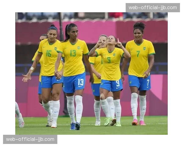 “为了女儿而战”:巴西BMX妈妈车手产后复出获奥运积分 “为了女儿而战”:巴西BMX妈妈车手产后复出获奥运积分