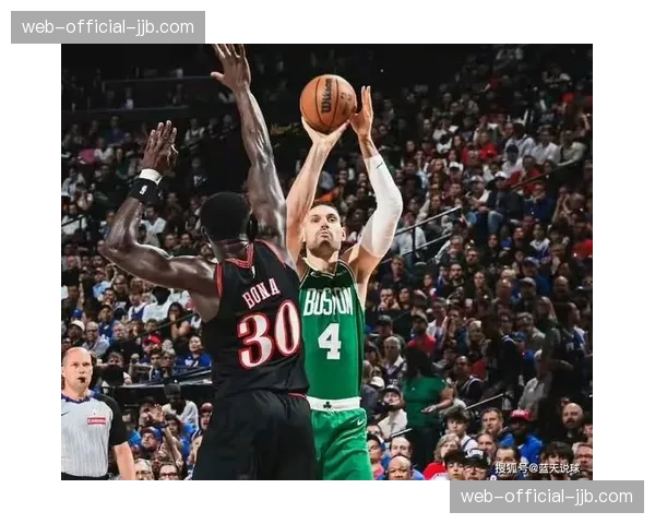 凯尔特人128-96狂胜76人，大比分3-1夺赛点